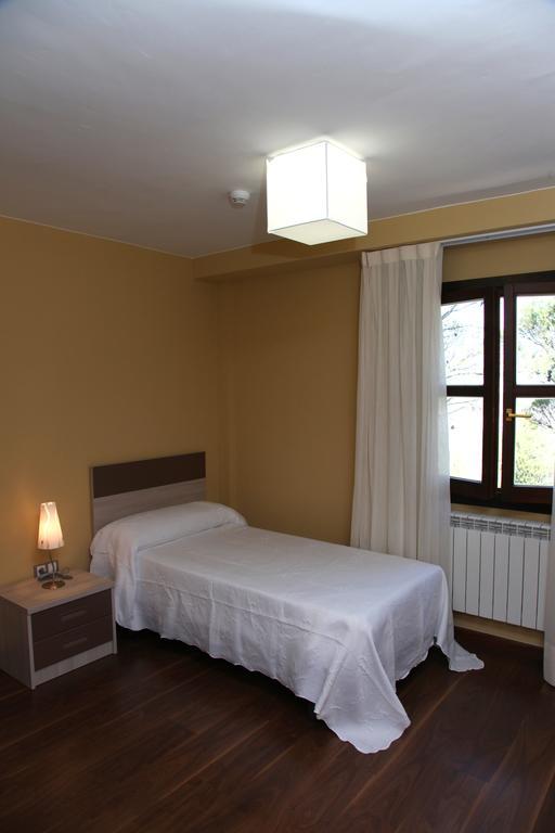 Hotel Santuario De Sancho Abarca Tauste Room photo